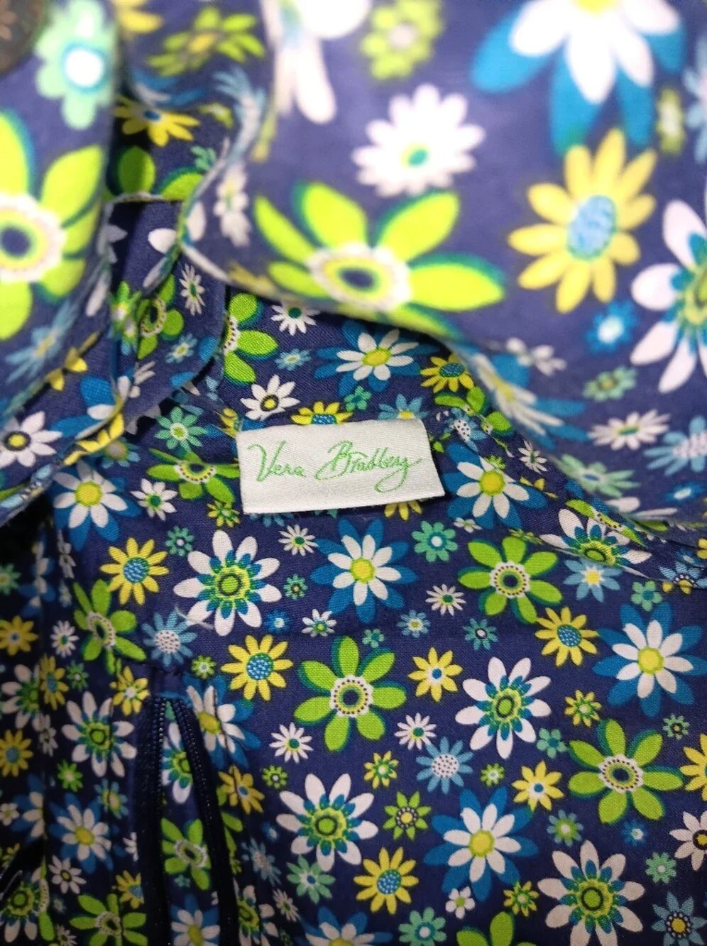 Vera Bradley Daisy Daisy Tote Bag Double Strap Pocket Blue Green Yellow Blue